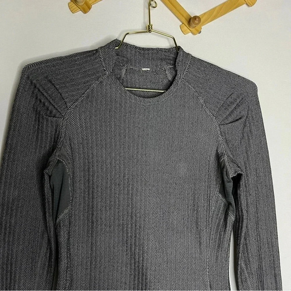 Lululemon Think Fast Long Sleeve Heathered Herringbone Heathered Black Size 4 - Picture 7 of 12